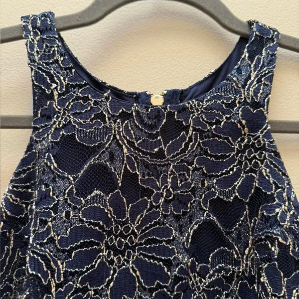 Venus Navy Lace Cocktail Dress with Front Slit Size Small - Image 4