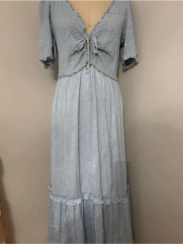 Urban Outfitters Gauzy Blue V-Neck Boho Cottagecore Midi Dress Size Medium - Image 4