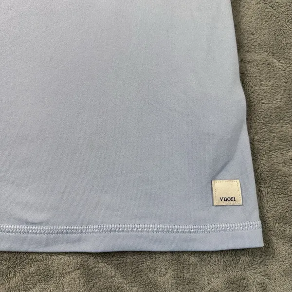 Vuori Lux Racerback Performance Tank Top Womens Medium Light Blue Butter Soft - Image 4