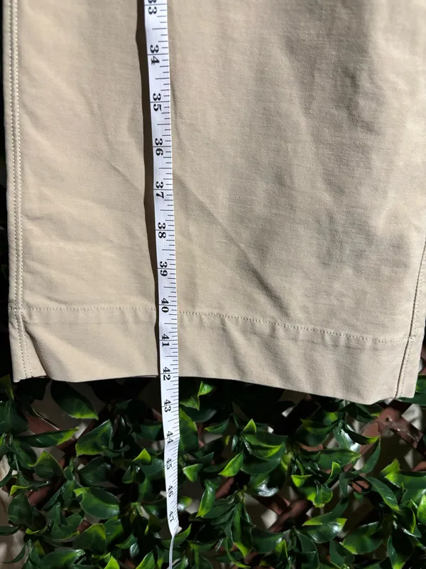 Lululemon Athletica Khaki Work Pants Wide Leg Size 30 - Image 5