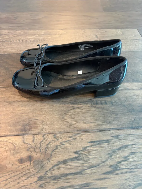 A New Day Black Patent Ballet Pumps Sz 7,5 - Image 2