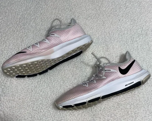 Nike Running Sneakers - Image 3
