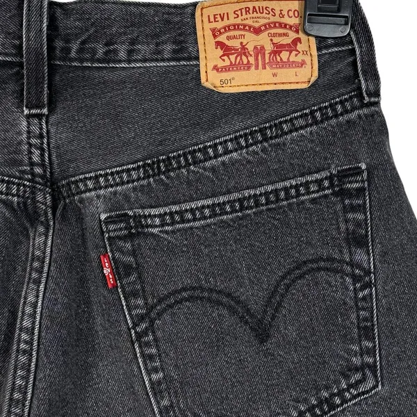 Levi’s 501 SZ W27 Jean Shorts Button-Fly Mid-Rise Frayed Hems Pockets Black Wash - Image 4