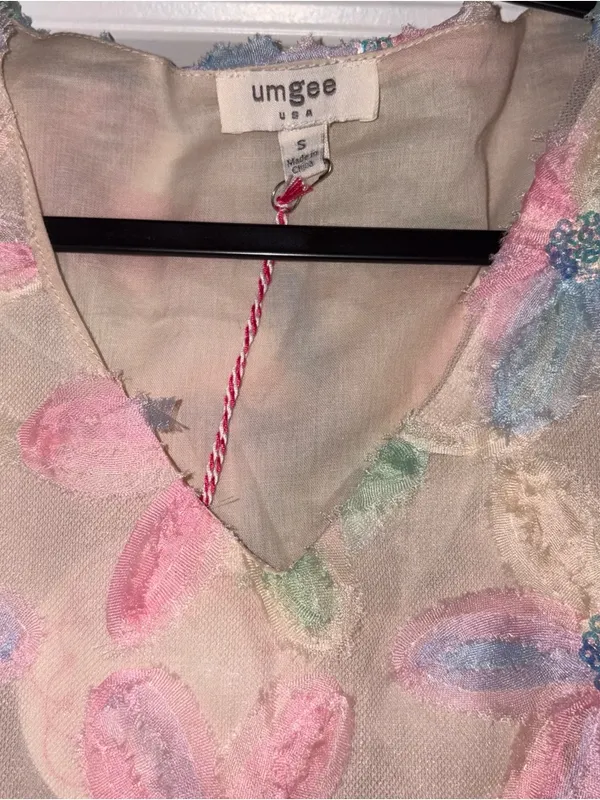 Umgee Pastel Floral Appliqué Sheer Sequin Blouse - Image 4