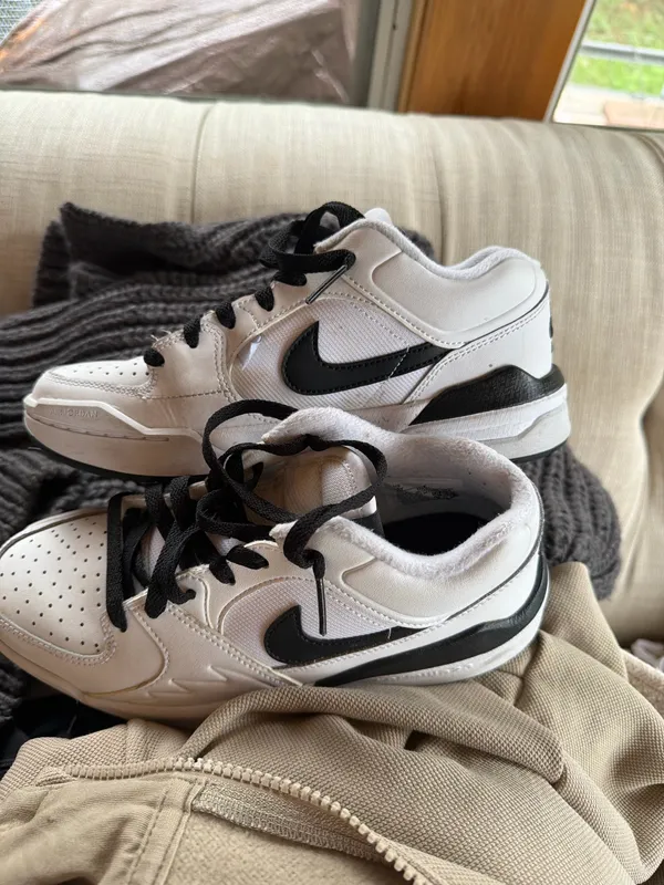Nike Jordan’s - Image 3