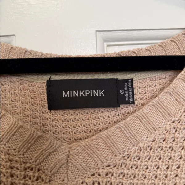 MINKPINK Revolve Beige Waffle Knit High Low Oversized Sweater Size XS‎ - Image 2