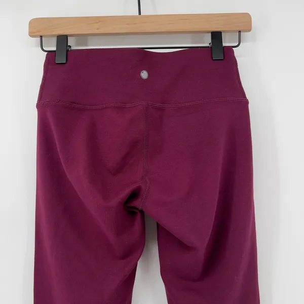 Yogalicious Women XS Mid-Rise Capri‎ Legging Maroon Stretch Athleisure Yoga Gym - Image 5