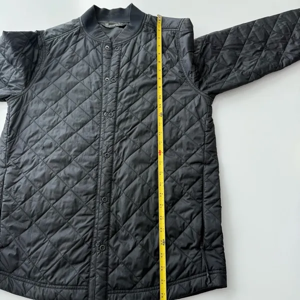 Under Armour Fitted Quilted Thin Puffer Jacket Size Medium - Image 6