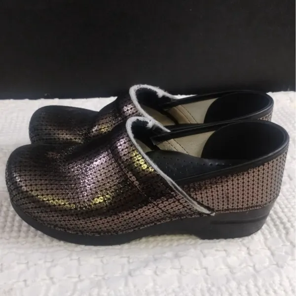 Dansko Women's Silver Shoes/Clogs/Slip-ons Size 41 SKU 3339 - Image 3