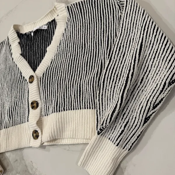 Altar’d State Maria Ribbed Chenille Balloon Sleeve Cardigan Sweater Women’s XXS - Image 5