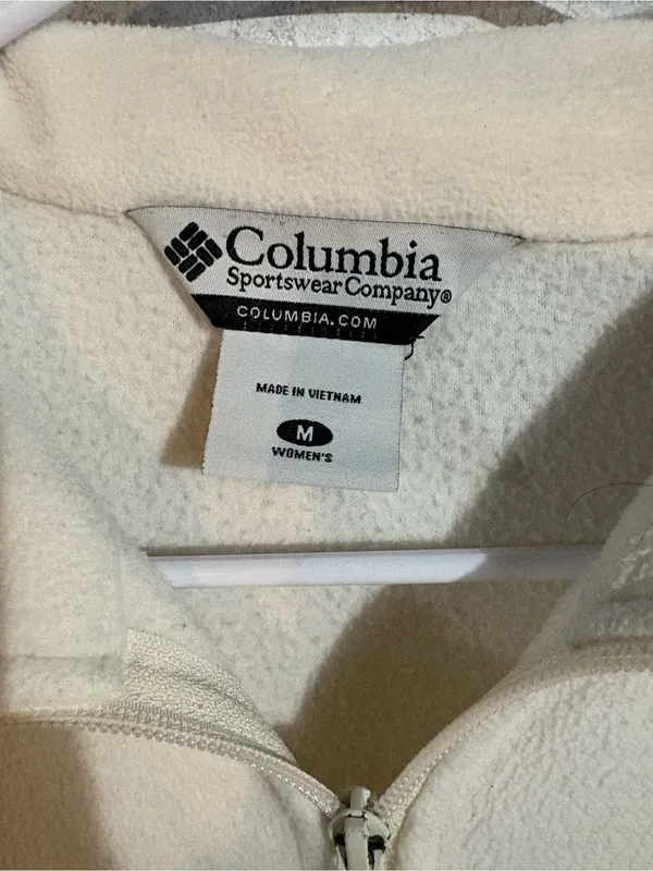 Columbia Women’s Fleece Zip Up Jacket | Size: Medium - Image 4