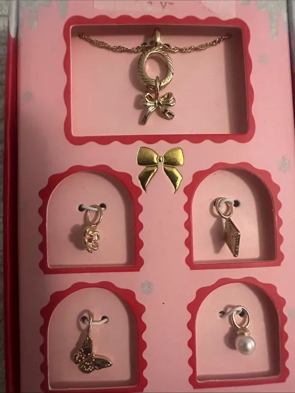A New Day Gold Tone Necklace and Charm Set with Bow Accents - Pink Display NWT - Image 2