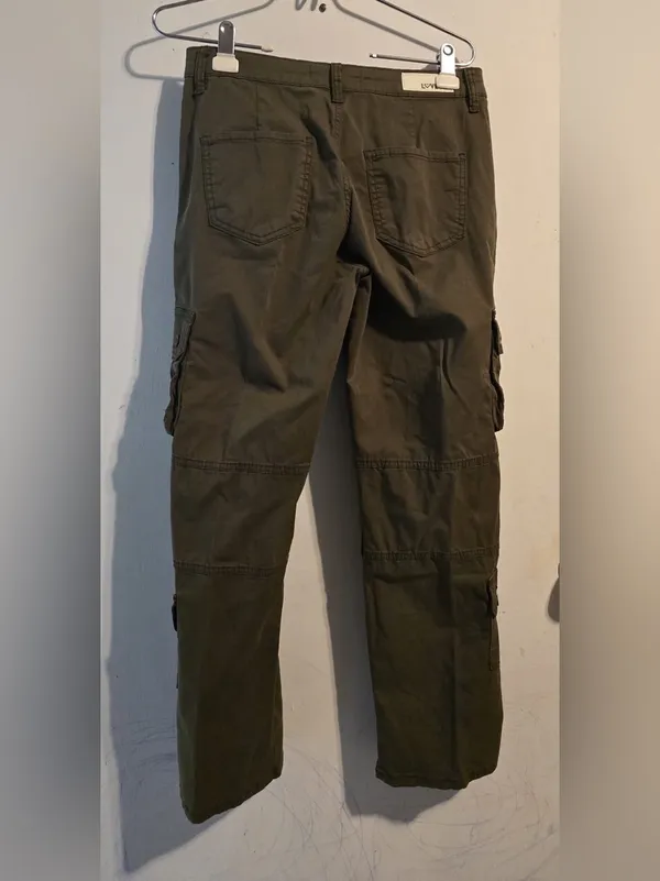 Love women s Olive Cargo Pants - Military Green Utility Style - Image 7