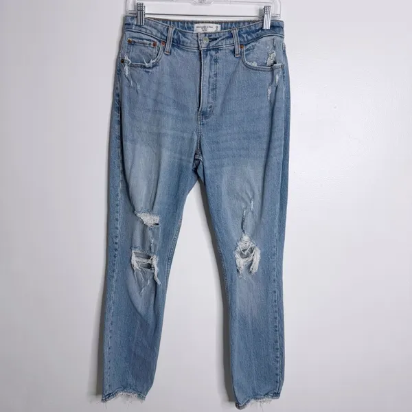 Abercrombie & Fitch Curve Love The Skinny High Rise Ripped Knees‎ Size 8/29 - Image 2
