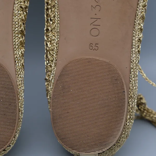 On 34th Kassiani Ballet Flats Lace Up Crochet 6.5 Gold Metallic Knit Ghillie - Image 4