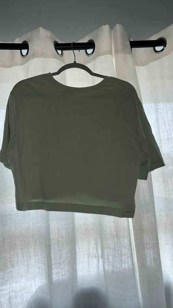 Jo&Co Cropped Tee - Image 2