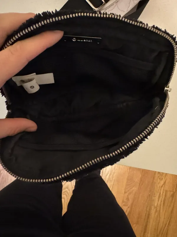 Lululemon Belt Bag - Image 2