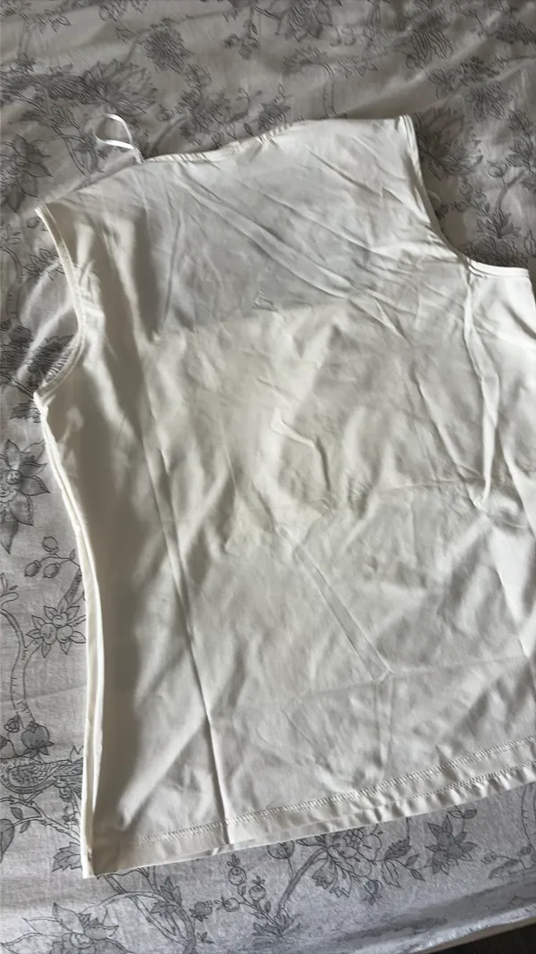 H&M White Tank Camisole Size small New with Tags Polyamide Feels Like Silk - Image 2