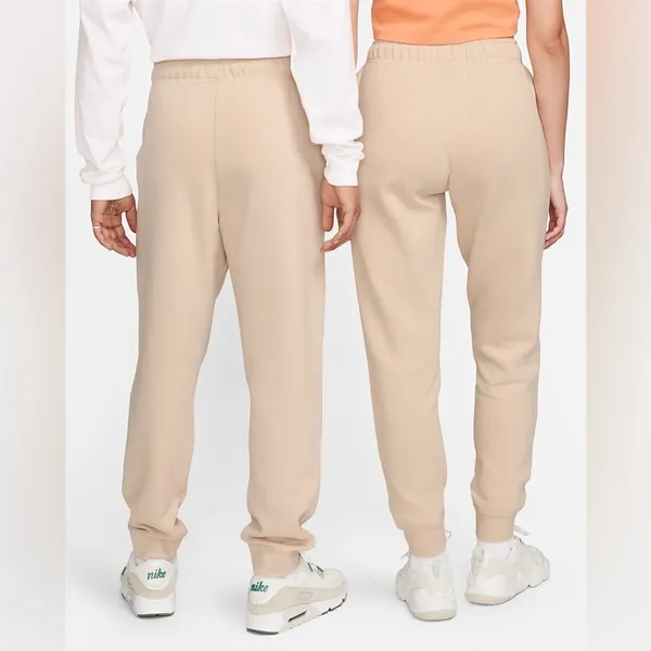 Nike Sportswear Club Fleece Joggers - Sanddrift - Image 7