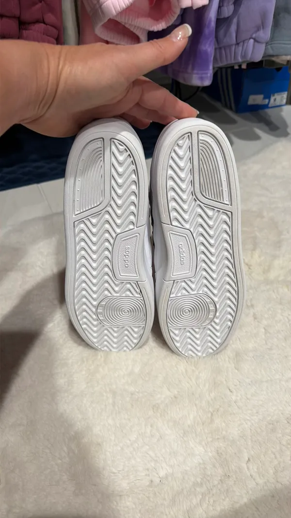 Women’s Adidas turnaround lace up sneaker - Image 3