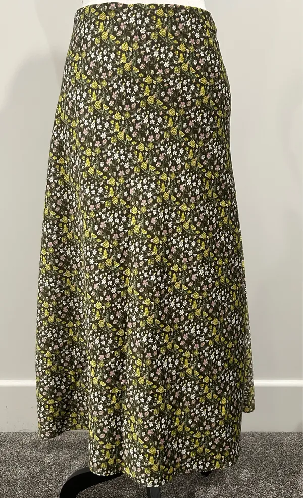 J.Crew Floral Straight Skirt - Image 2