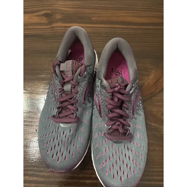 Brooks Womens Glycerin 17 1202831B081 Gray Running Shoes Sneakers Size 8 - Image 5