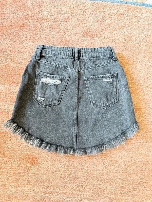 BDG Urban Outfitters Black Distressed Denim Mini Skirt XS Frayed Hem Button Fly - Image 6