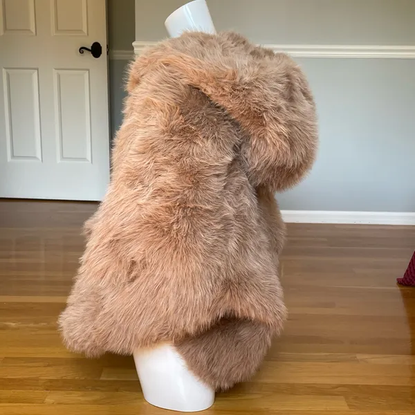 Lazeti Women’s Faux Fur Coat Camel Brown Plush Oversized Jacket Size S - Image 2