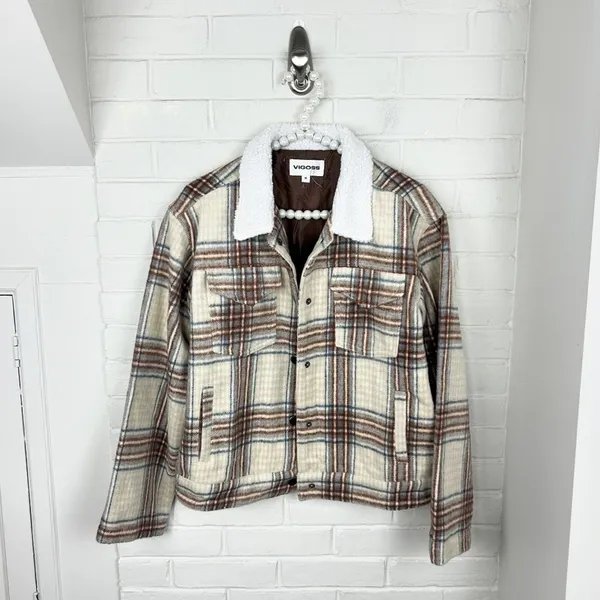 Vigoss Plaid Faux Shearling Collar Crop Trucker Jacket Size M - Image 5
