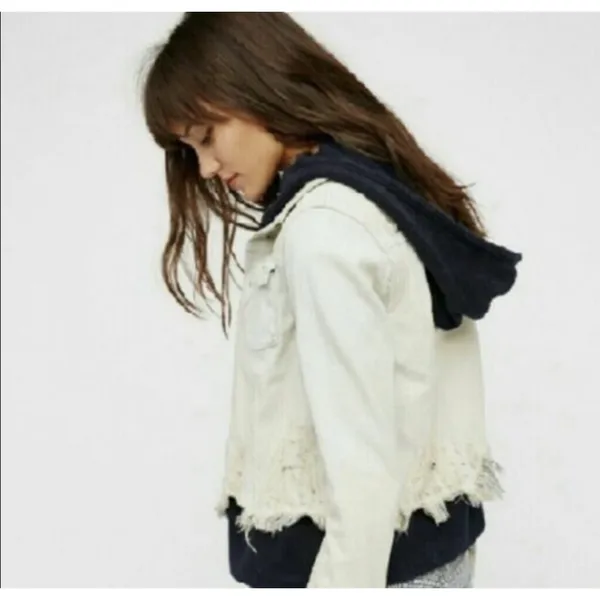 Free People Hoodie Jacket Women XS White Distressed Double‎ Weave Denim - Image 3