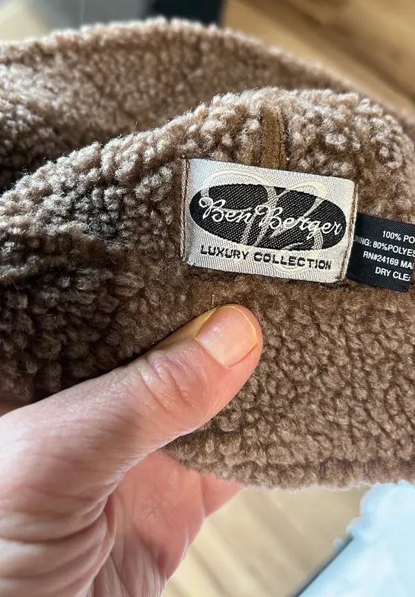 Ben Berger Winter Hat Cozy Bucket Comfy Brown Princess Diary Look - Image 4