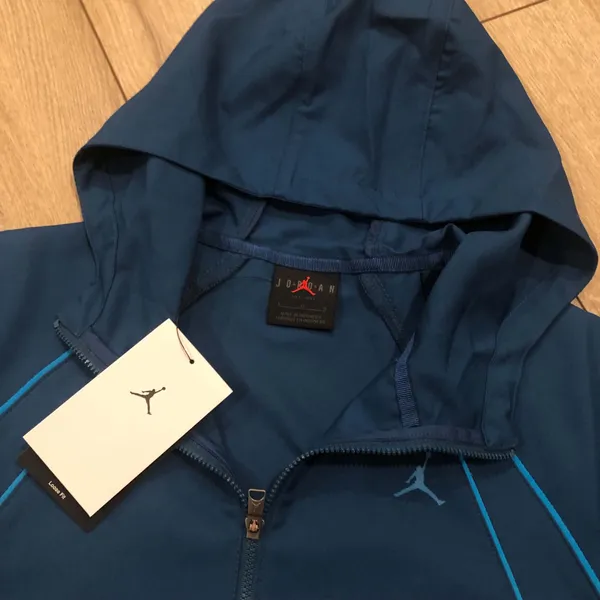 Jordan Windbreaker Jacket - Image 2