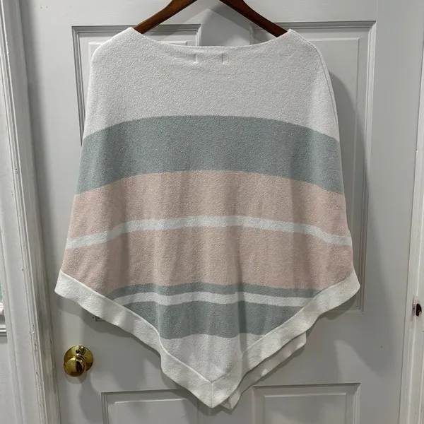 Barefoot Dreams CozyChic Ultra Lite Ocean Breeze Poncho One Size Fits All NWT - Image 2