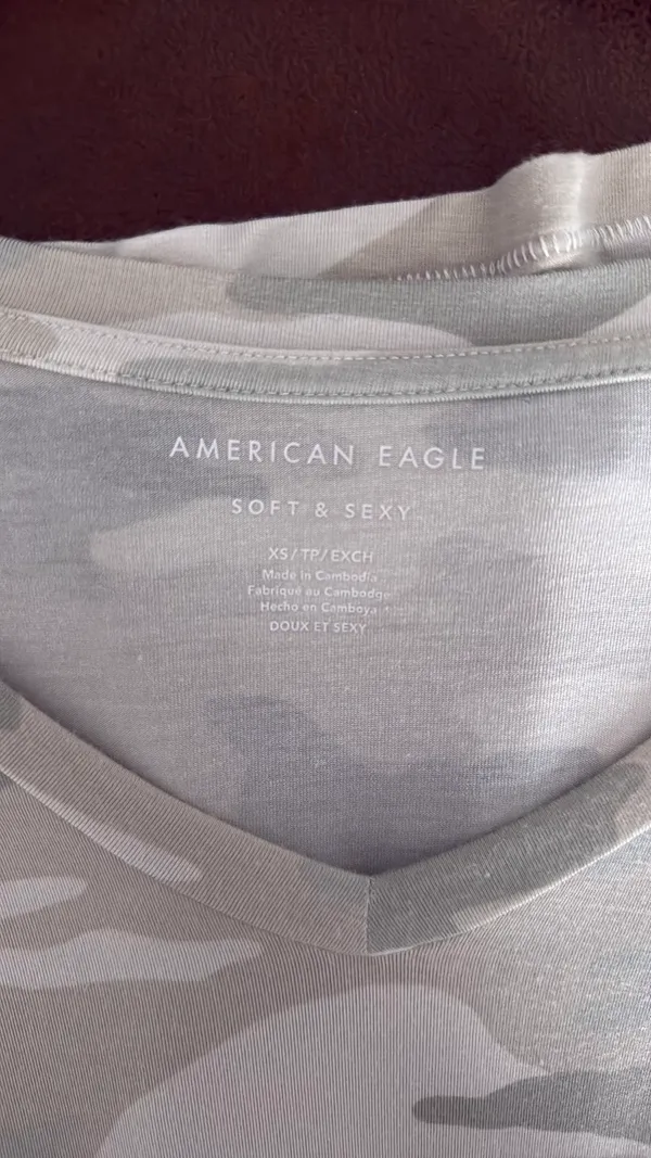 American Eagle Camo Top, Size XS - Image 3