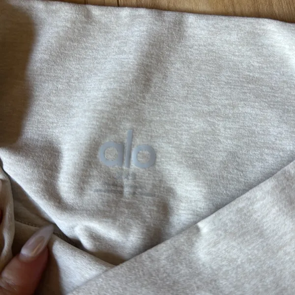 Alo Leggings - Image 3