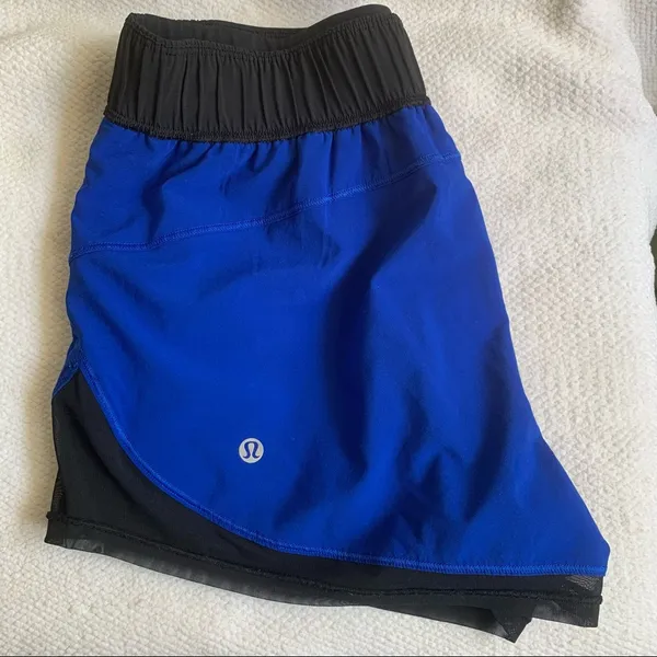Lululemon reversible Short - Image 4