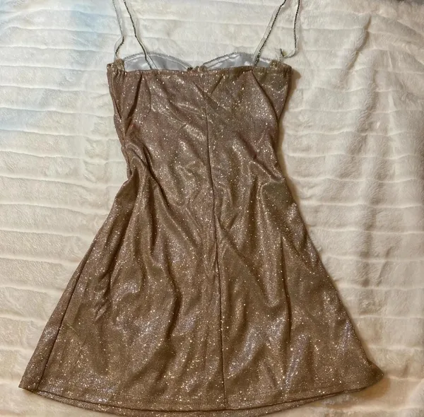 Gold dress size small  - Image 7
