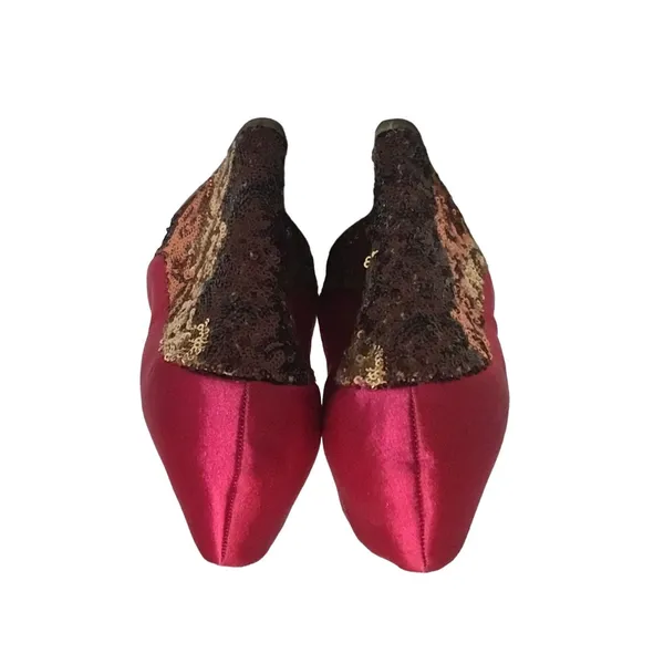 Privileged Women's Bourbon Sequin Wedge Pump Color Fuchsia - Image 4