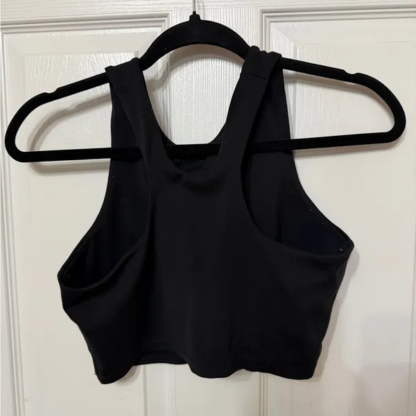 QUINCE Black Ultra-Form High-Neck Cropped‎ Tank Size Small - Image 4