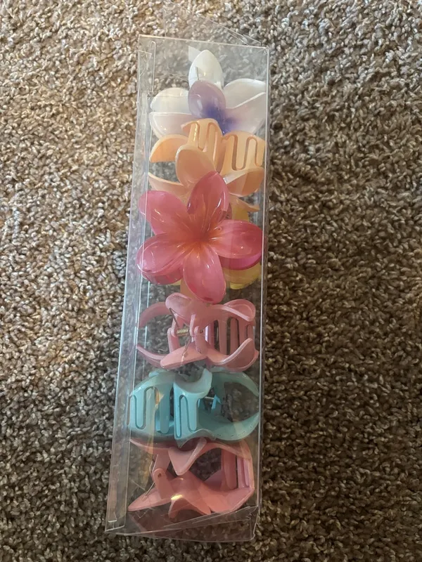 7 piece floral claw clips - Image 2
