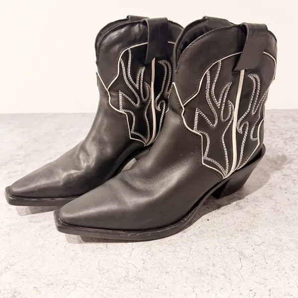 Reformation Otto Mini Western Boots Black White Size 7.5 * - Image 3