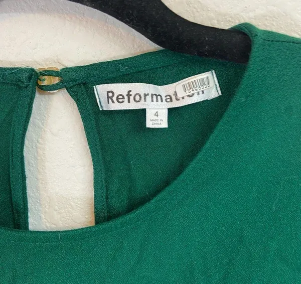 Reformation the Gavin dress in emerald size 4 - Image 4