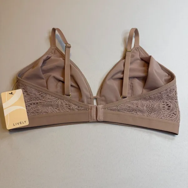 NWT‎ LIVELY Lace Bra Orchid Seamless Triangle Comfort Adjustable Straps Size 3 - Image 4