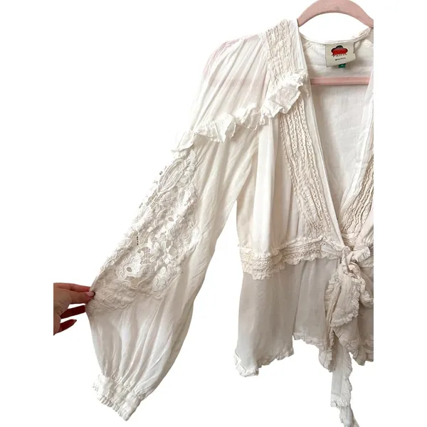 FARM RIO Wrap Tie Waist Ruffled Top White Medium - Image 5