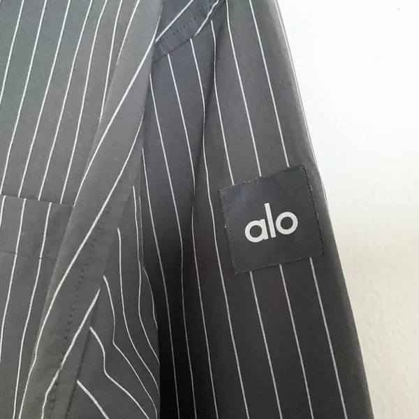Alo Yoga Pinstripe Daylight Button Down Long Sleeve Black/Titanium L - Image 3