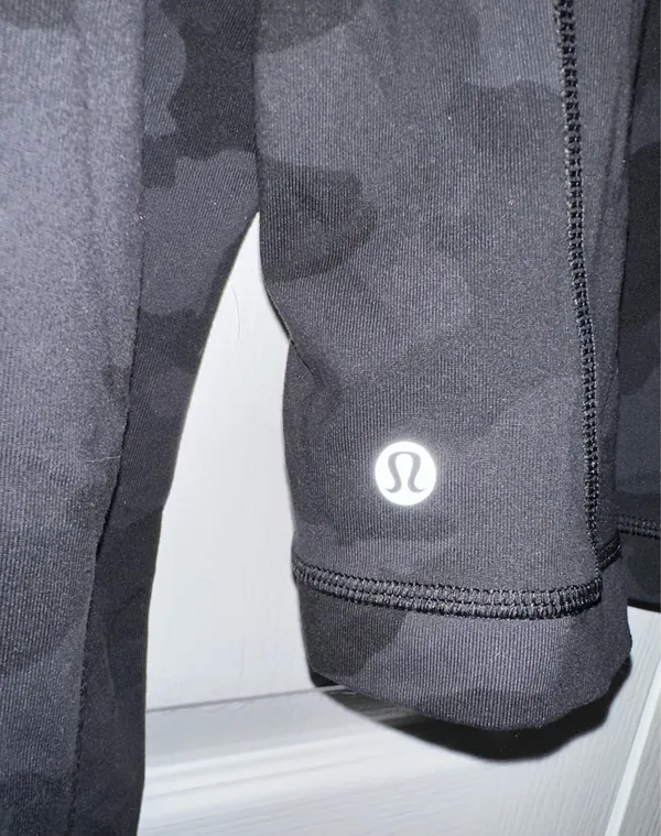 Lululemon Cropped Half-Zip - Image 6