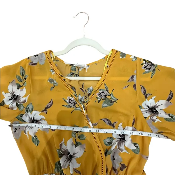 Romper Jumpsuit yellow floral size small by sienna sky perfect for fall w denim - Image 5