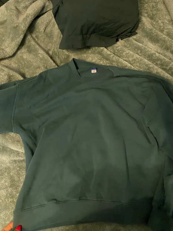 Old Navy Crewneck Women’s - Image 2