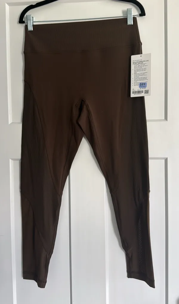 Lululemon Size 10 Nulu and Mesh No Line Studio Leggings - Image 3