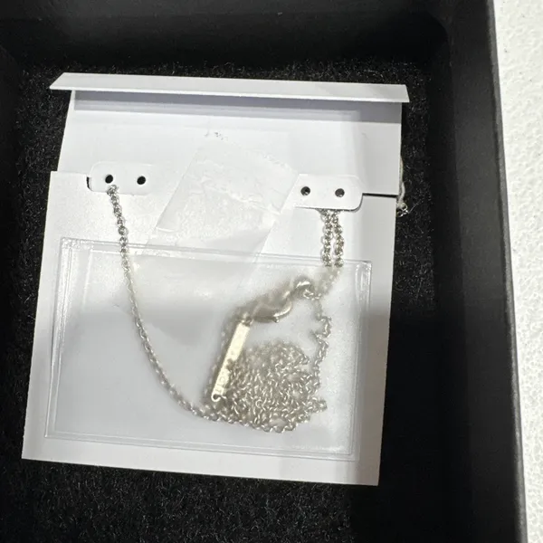 Kendra Scott Letter "U" Disc Pendant Necklace Rhodium Black Mother-Of-Pearl - Image 3